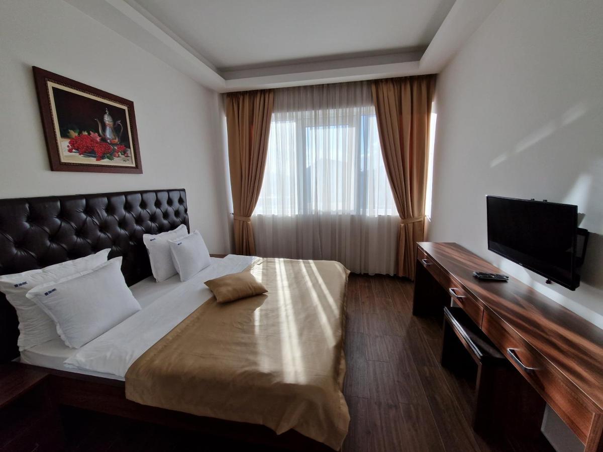 Motel Celebic Mitrovici  Ngoại thất bức ảnh