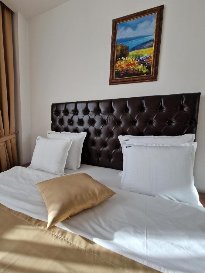 Motel Celebic Mitrovici  Ngoại thất bức ảnh